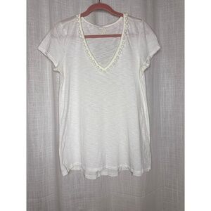 Lilly Pulitzer White Short Sleeve Top Pompom trim size M